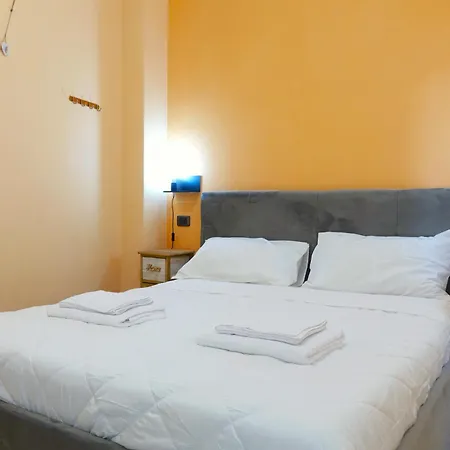 Priamar 200m Front - Grandmaison Apartment Savona