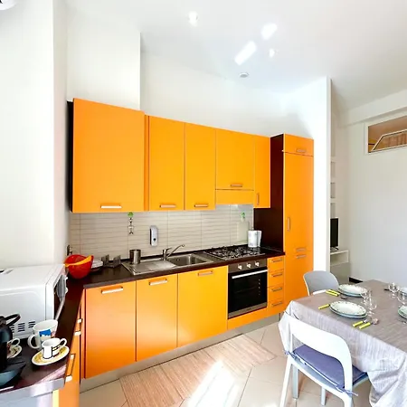 Priamar 200m Front - Grandmaison Apartment *
