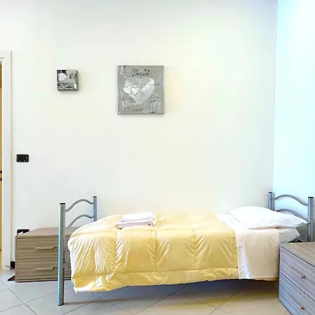 Priamar 200m Front - Grandmaison Apartment Savona