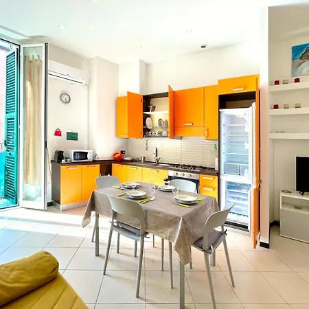 Priamar 200m Front - Grandmaison Apartment Savona