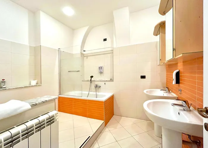 Priamar 200m Front - Grandmaison Apartman Savona